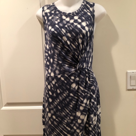 NWOT Love Fire-blue and white faux wrap dress size Large - Picture 1 of 6